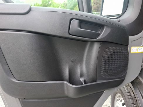 New 2025 RAM ProMaster 2500 w/ Convenience Group image 8