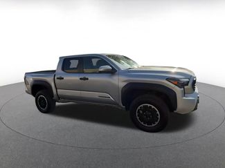 Used 2025 Toyota Tacoma SR AWD/4WD video 2