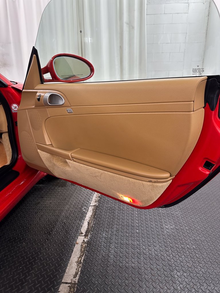 Used 2010 Porsche Boxster RWD image 20