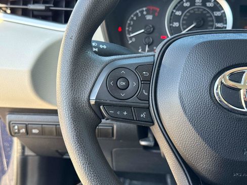Used 2020 Toyota Corolla LE image 26