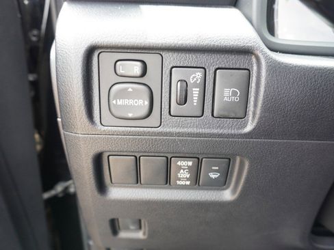 Used 2023 Toyota 4Runner SR5 Premium w/ Moonroof Package RWD image 22