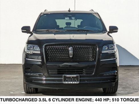 Used 2024 Lincoln Navigator Reserve image 8