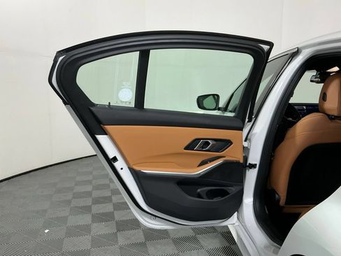Certified 2025 BMW 330i Sedan w/ Premium Package RWD image 24