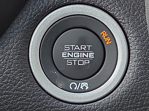 New 2025 RAM 1500 Tradesman image 17