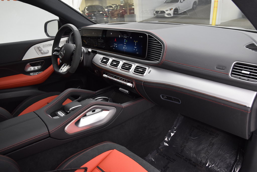 New 2026 Mercedes-Benz GLE 53 AMG 4MATIC Coupe image 15