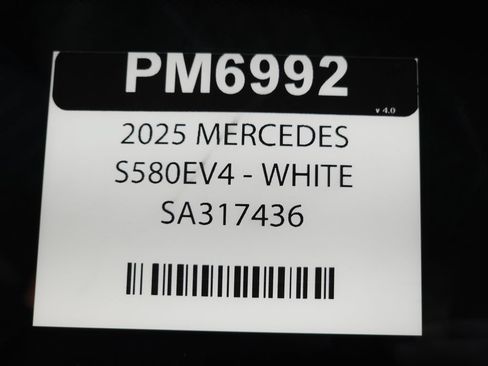 Used 2025 Mercedes-Benz S 580e 4MATIC Sedan image 39