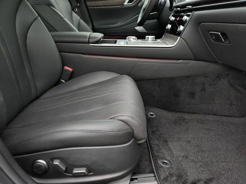 New 2025 Genesis G80 2.5T Advanced image 9