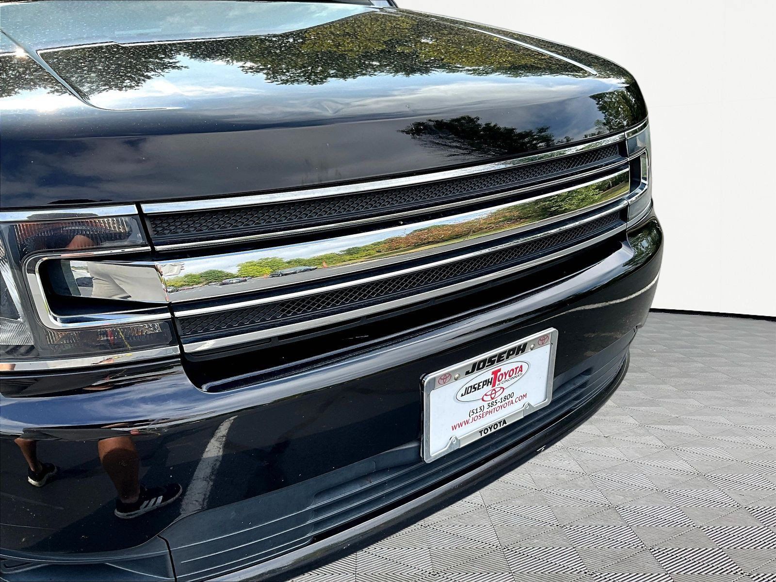 Used 2018 Ford Flex SE FWD image 34