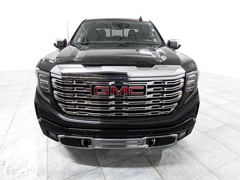 Used 2022 GMC Sierra 1500 Denali AWD/4WD image 3