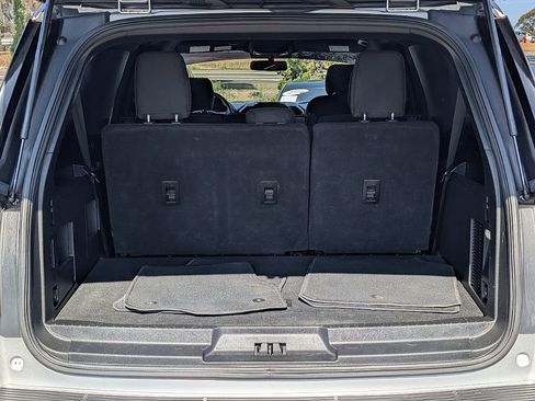 Used 2019 Ford Expedition Max XLT RWD image 14