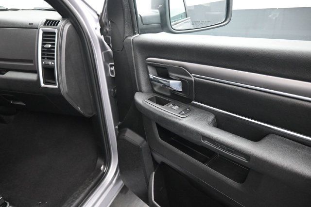 Used 2022 RAM 1500 Warlock AWD/4WD image 26