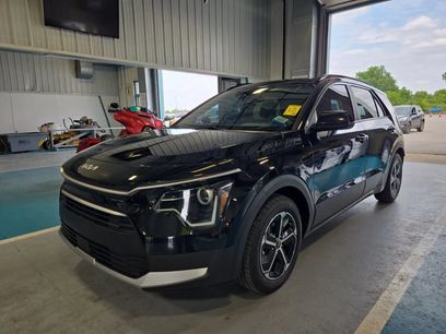 Used 2023 Kia Niro EX
