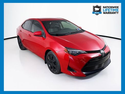 Used 2019 Toyota Corolla LE image 1