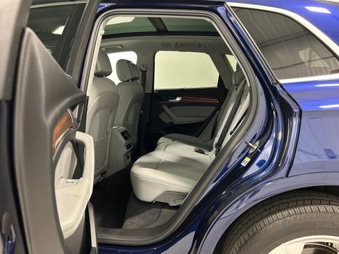 Used 2021 Audi Q5 Prestige AWD/4WD image 30