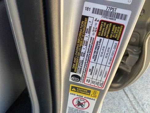 Used 2015 Toyota Tacoma PreRunner image 33