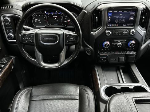 Used 2020 GMC Sierra 1500 Denali w/ Denali Ultimate Package AWD/4WD image 12