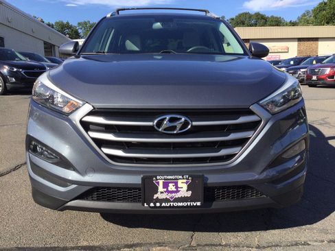 Used 2018 Hyundai Tucson SEL AWD/4WD image 4