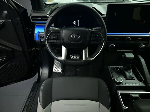 Used 2024 Toyota Tacoma TRD Sport image 2