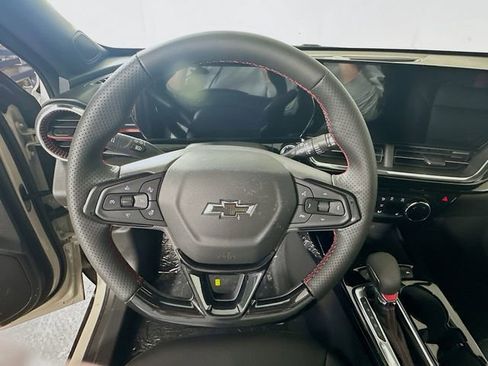 New 2026 Chevrolet Trax RS w/ Sunroof Package image 11