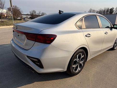 Used 2021 Kia Forte LXS image 5