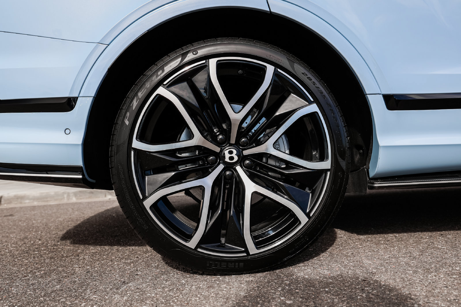 Certified 2026 Bentley Bentayga Speed AWD/4WD image 15
