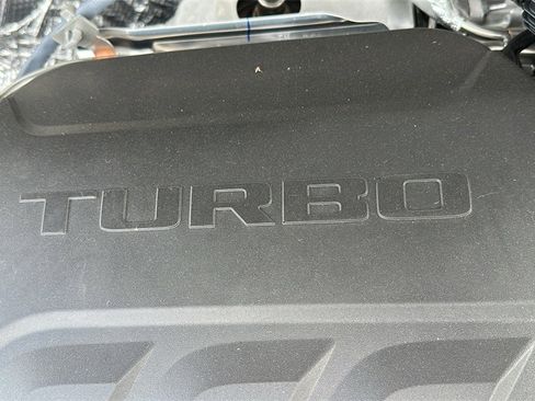 New 2025 Chevrolet Trax LT w/ LT Convenience Package image 31