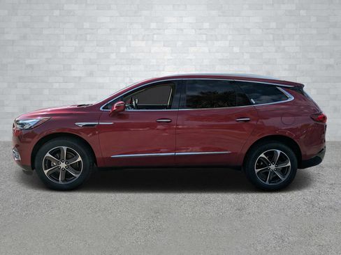 Used 2020 Buick Enclave Essence w/ Sport Touring Edition image 8