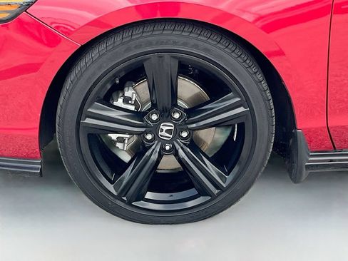 Used 2025 Honda Accord Sport image 31