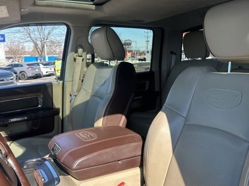 Used 2018 RAM 3500 Laramie Longhorn w/ Longhorn Southfork Package image 17