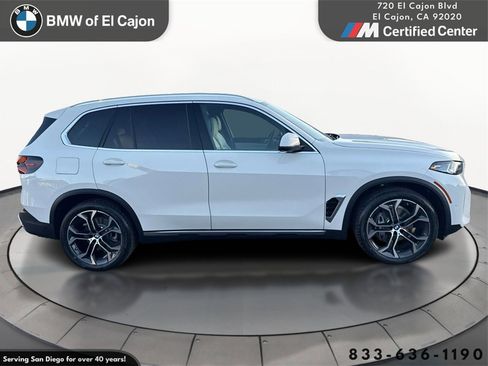 New 2026 BMW X5 sDrive40i image 4
