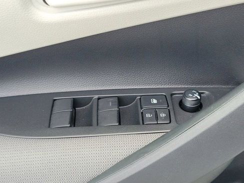 Used 2026 Toyota Corolla LE FWD image 29