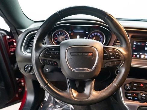 Used 2018 Dodge Challenger SXT RWD image 14