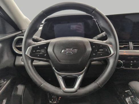 Used 2026 Chevrolet Trax ACTIV w/ Sunroof Package FWD image 5