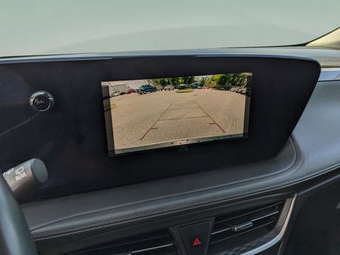 Used 2024 Buick Encore GX Preferred FWD image 32