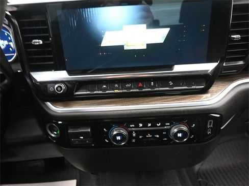 Used 2022 Chevrolet Silverado 1500 RST image 10