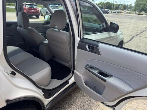 Used 2011 Subaru Forester 2.5X w/ Alloy Wheel Value Pkg AWD/4WD image 16