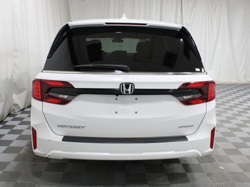 Used 2025 Honda Odyssey Sport-L image 33