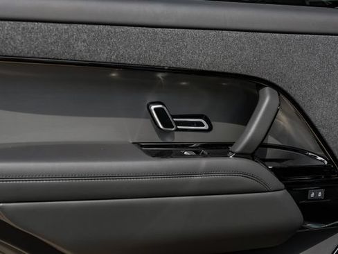 New 2026 Land Rover Range Rover Sport SE AWD/4WD image 59