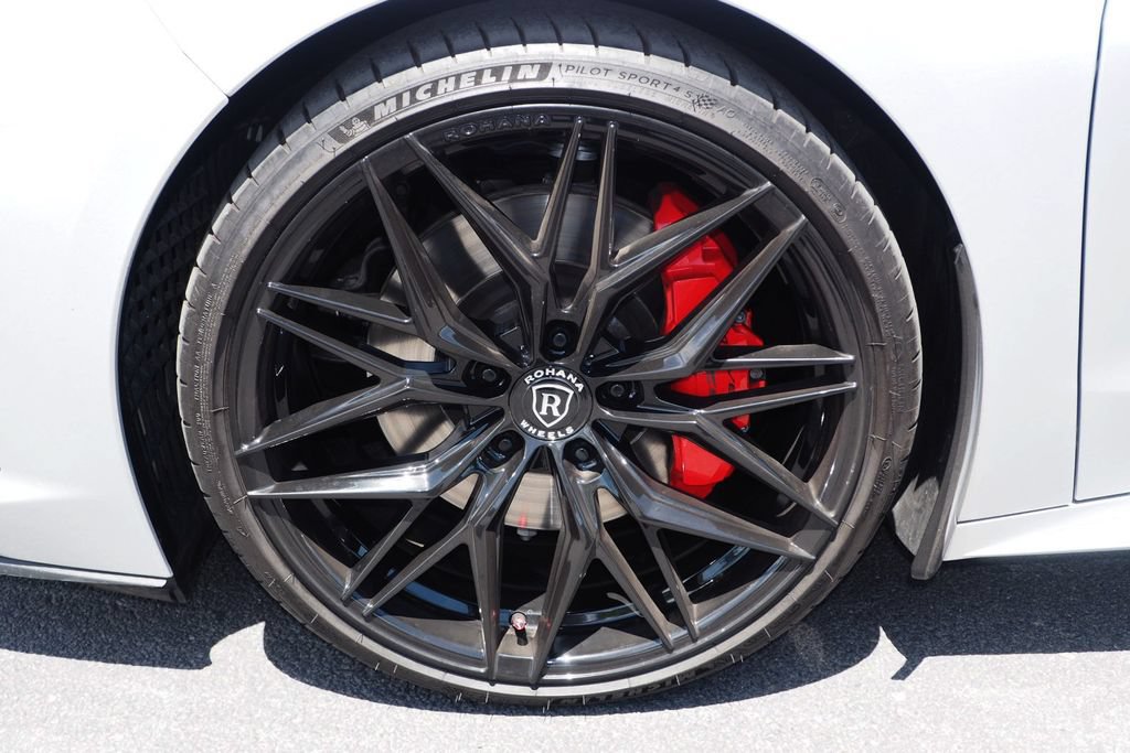 Used 2020 Chevrolet Corvette Stingray Preferred Cpe w/ 2LT Preferred Equipment Group RWD image 11