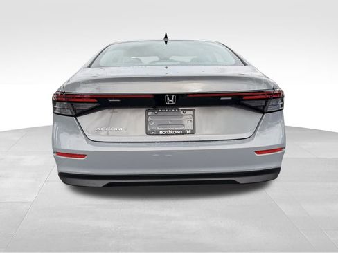 New 2025 Honda Accord SE image 19