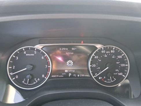 Used 2025 Nissan Rogue SV image 21