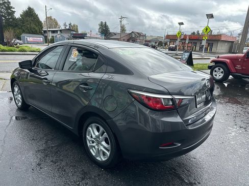 Used 2016 Scion iA FWD image 6