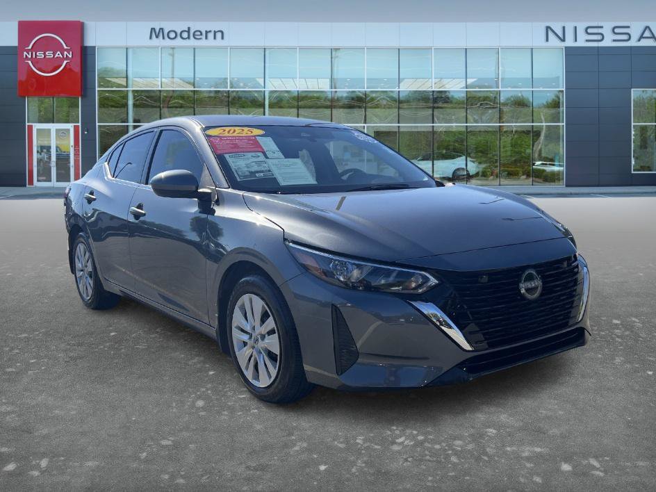 Certified 2025 Nissan Sentra S FWD image 3