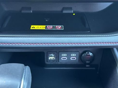 Certified 2025 Toyota Highlander XSE image 39