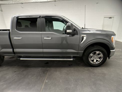 Used 2023 Ford F150 XLT w/ XTR Package image 11