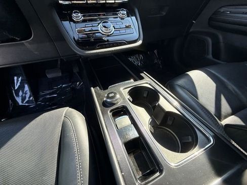 Used 2022 Lincoln Corsair Standard w/ Premium Package image 21