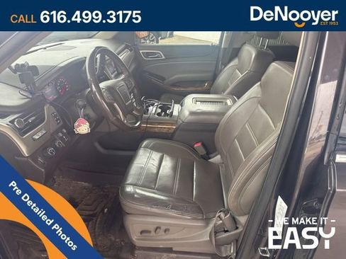 Used 2015 GMC Yukon XL Denali image 12