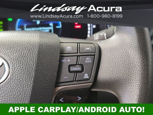 Used 2025 Toyota Camry LE FWD image 16