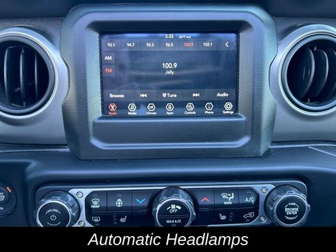 Used 2022 Jeep Wrangler Unlimited Sport AWD/4WD image 20
