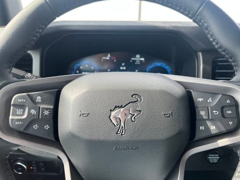 New 2025 Ford Bronco Badlands image 6